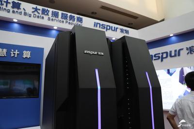 VR、石墨烯等黑科技悉數亮相！快看這個峰會創新成果展上還有啥
